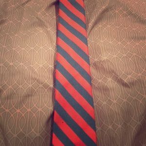Izod stripped tie